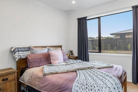 Photo of property in 5 Brewster Crescent, Lake Hawea, Wanaka, 9382