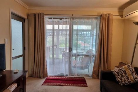 Photo of property in 43 Triangle Road, Massey, Auckland, 0614