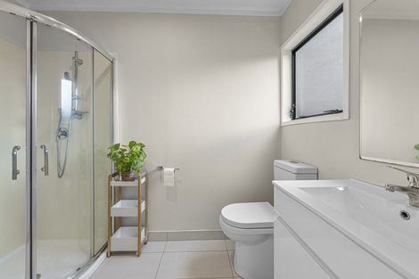 Photo of property in 188 Sandspit Road, Shelly Park, Auckland, 2014