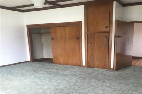 Photo of property in 6 Lincoln Road, Henderson, Auckland, 0610