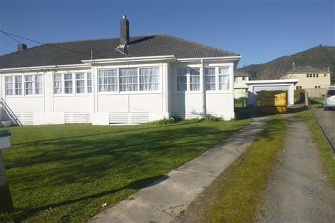 Photo of property in 3-5 Toomath Street, Naenae, Lower Hutt, 5011