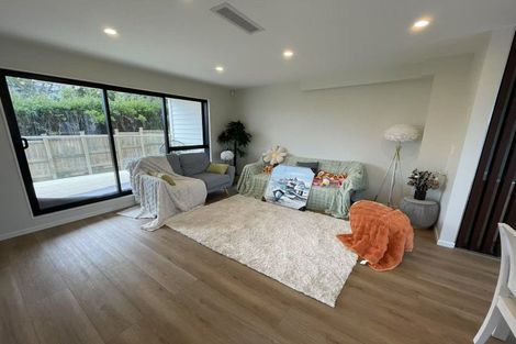 Photo of property in 6/20 William Souter Street, Forrest Hill, Auckland, 0620