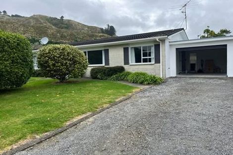 Photo of property in 1a He Awa Crescent, Waikanae, 5036