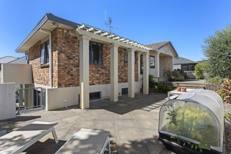 Photo of property in 71a Oceanview Road, Mount Maunganui, 3116