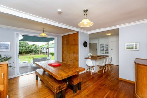 Photo of property in 43 Cumming Street, Okato, 4335