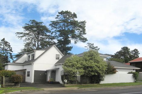 Photo of property in 1/161 Aviemore Drive, Highland Park, Auckland, 2010