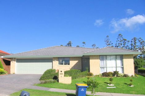 Photo of property in 6 Gendo Avenue, Henderson, Auckland, 0612