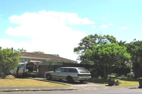 Photo of property in 46 Hobby Avenue, Birkdale, Auckland, 0626