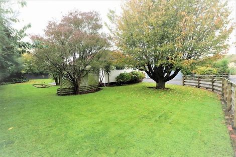 Photo of property in 2 Riverbank Road, Okoia, Whanganui, 4573