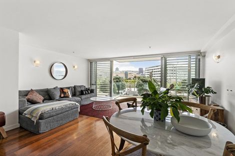 Photo of property in Aqua, 11/74 Oriental Parade, Oriental Bay, Wellington, 6011