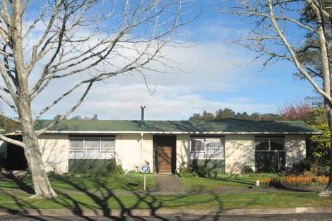Photo of property in 18 Tait Street, Te Kamo, Whangarei, 0112