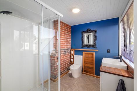 Photo of property in 109 Main North Road, Woodend, 7610