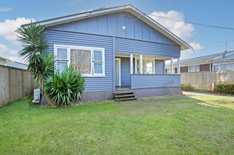 Photo of property in 15 Princes Street, Pukekohe, 2120