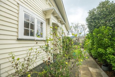 Photo of property in 121 Iranui Road, Inner Kaiti, Gisborne, 4010