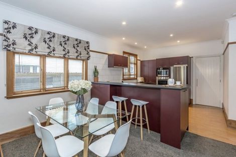 Photo of property in 70 Sandwich Road, Beckenham, Christchurch, 8023