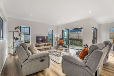 Photo of property in 21a Brixton Road, Manly, Whangaparaoa, 0930