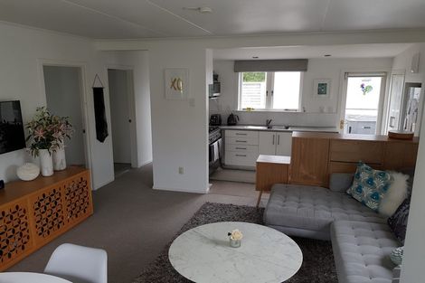 Photo of property in 12 Dallinghoe Crescent, Milford, Auckland, 0620