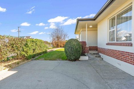 Photo of property in 23 Crombie Street, Gore, 9710