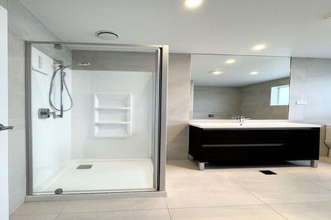 Photo of property in 2 Orowaru Avenue, Massey, Auckland, 0614