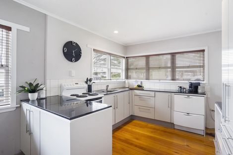 Photo of property in 9 Gregory Place, Mount Roskill, Auckland, 1041