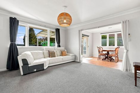 Photo of property in 11 Glenbrook Road, Karaka, Papakura, 2580