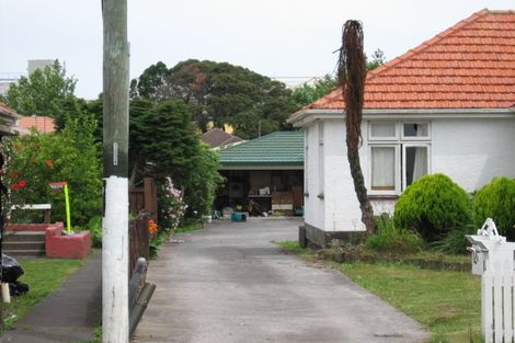Photo of property in 12 Canal Road, Avondale, Auckland, 1026