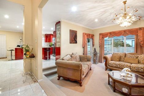 Photo of property in 2a Wattle Street, New Lynn, Auckland, 0600