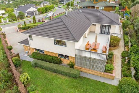 Photo of property in 44 Arahiwi Grove, Tirohanga, Lower Hutt, 5010