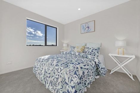 Photo of property in 7 Woven Place, Karaka, Papakura, 2113