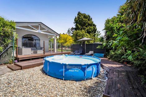 Photo of property in 300 Awai Road, Tarurutangi, New Plymouth, 4372