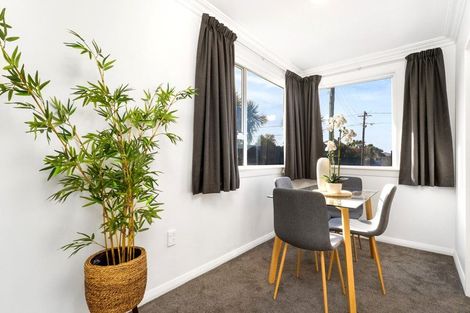 Photo of property in 17 Woodgrove Avenue, North New Brighton, Christchurch, 8083