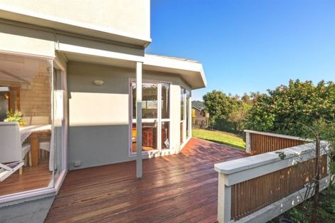 Photo of property in 48 Molyneux Close, Whitby, Porirua, 5024