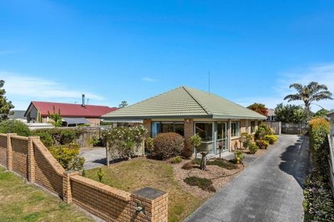 Photo of property in 111 Blake Boulevard, Papamoa Beach, Papamoa, 3118