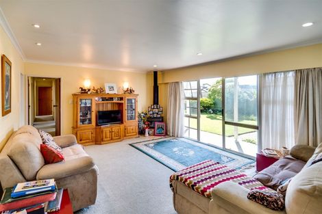 Photo of property in 22 Roskilda Crescent, Taradale, Napier, 4112