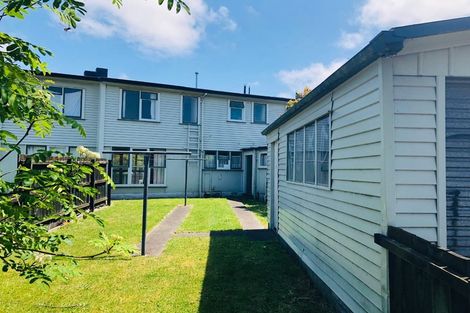 Photo of property in 211-214 Anzac Parade, Whanganui East, Whanganui, 4500