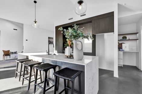 Photo of property in 54 Fernbrook Drive, Hurworth, New Plymouth, 4310