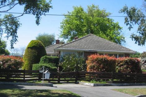 Photo of property in 7 Fitzroy Place, Bishopdale, Christchurch, 8053
