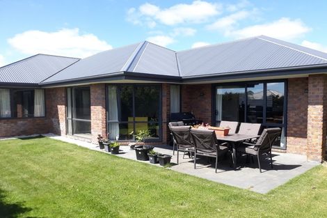 Photo of property in 27 Ferdinand Terrace, Yaldhurst, Christchurch, 8042