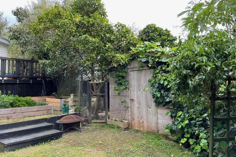 Photo of property in 46 Beach Haven Road, Beach Haven, Auckland, 0626