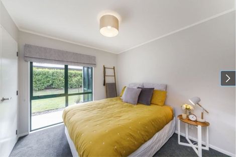 Photo of property in 102 Roberts Line, Kelvin Grove, Palmerston North, 4414