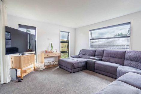 Photo of property in 19 Bob Carter Place, Welcome Bay, Tauranga, 3175