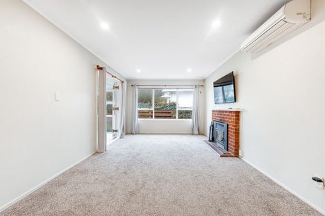 Photo of property in 56 Botany Road, Botany Downs, Auckland, 2010