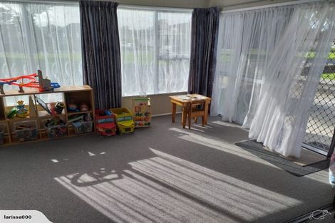 Photo of property in 32 Burton Avenue, Whanganui East, Whanganui, 4500