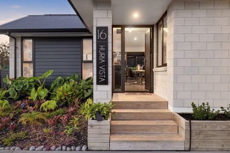 Photo of property in 16 Huria Vista, Pyes Pa, Tauranga, 3112