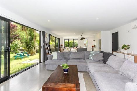Photo of property in 32a Aubrey Street, New Plymouth, 4310