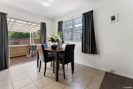 Photo of property in 28 Fairdale Avenue, Red Hill, Papakura, 2110