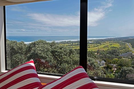 Photo of property in 90 Domain Crescent, Muriwai, 0881