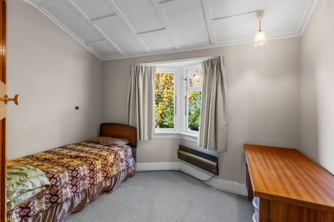 Photo of property in 16 Montpellier Street, Dunedin Central, Dunedin, 9016