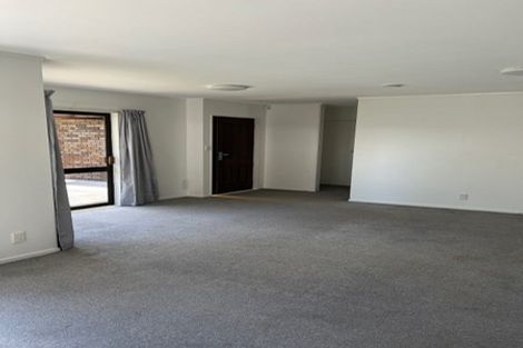 Photo of property in 3/8 Pukeko Place, Papatoetoe, Auckland, 2025