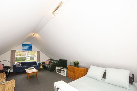 Photo of property in 31 Reserve Road, Waikuku Beach, 7473